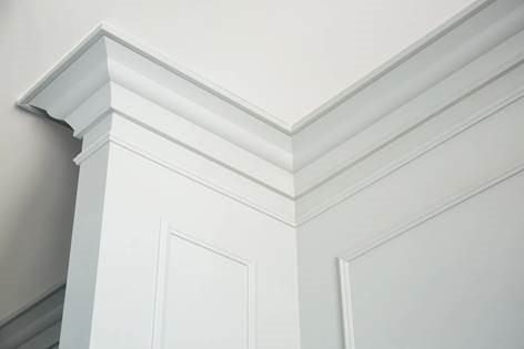Improve Your Tampa Home with Quality and Style, The Art of Crown Molding and Fireplace Decoration